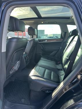 2011 Volkswagen Touareg TDI Lux