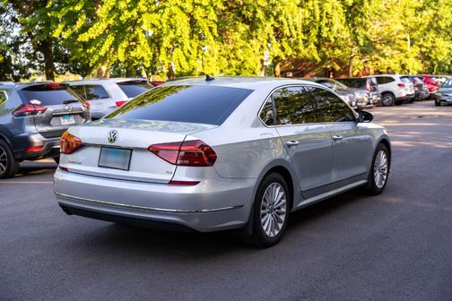 Silver 2017 Volkswagen Passat 1.8T SE