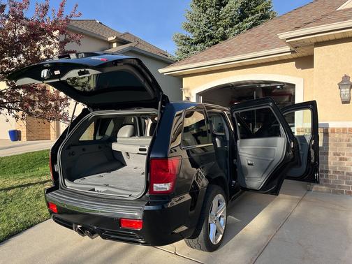 2007 Jeep Grand Cherokee SRT8