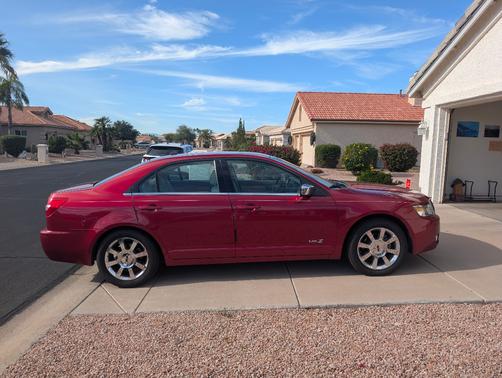 2008 Lincoln MKZ Base
