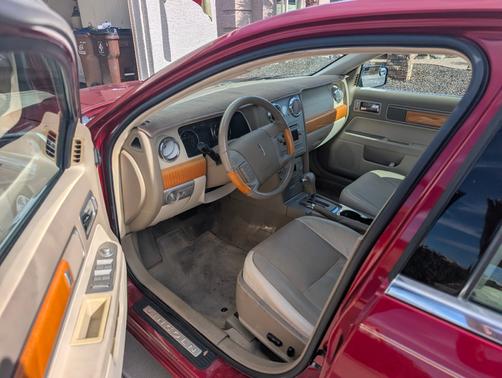 2008 Lincoln MKZ Base