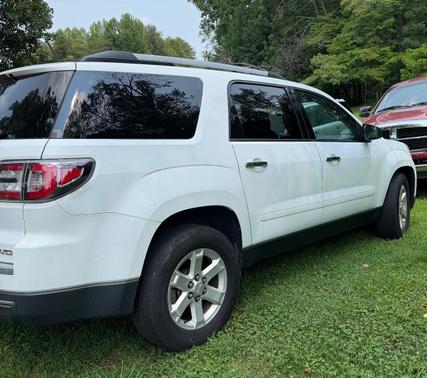 White 2016 GMC Acadia SLE-2