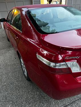 Red 2009 Toyota Camry Hybrid Base