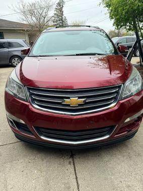 Red 2015 Chevrolet Traverse 1LT
