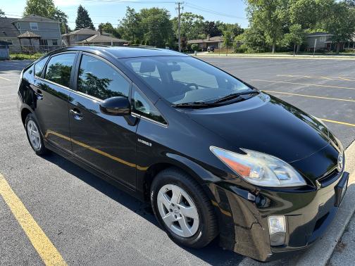 2010 Toyota Prius III