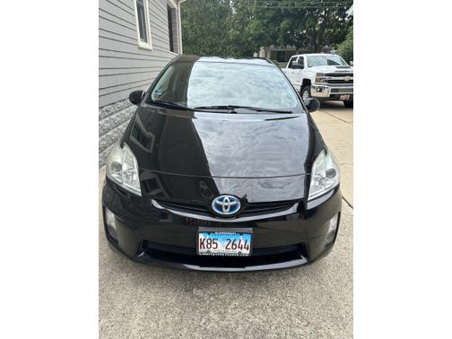2010 Toyota Prius III