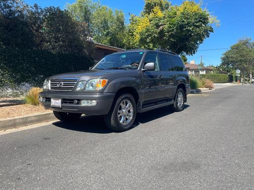 Gray 2004 Lexus LX 470 Base
