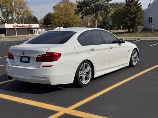 2016 BMW 528 i xDrive