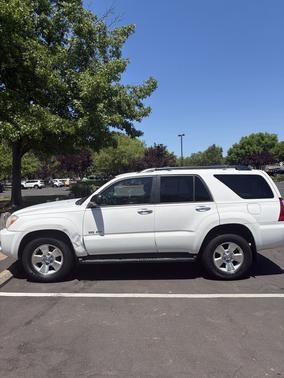 White 2006 Toyota 4Runner SR5