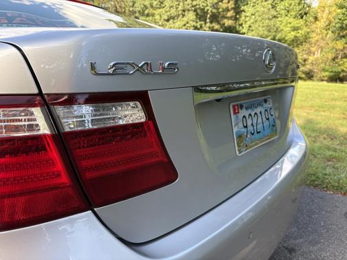 2007 Lexus LS 460 Base