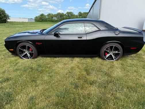 2008 Dodge Challenger SRT8