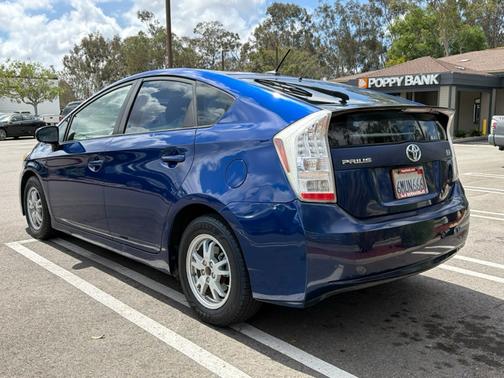 Blue 2010 Toyota Prius III