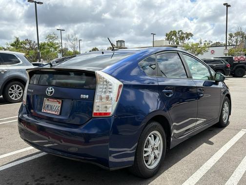 Blue 2010 Toyota Prius III