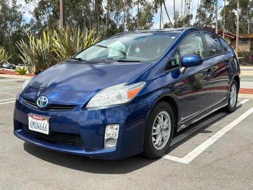 Blue 2010 Toyota Prius III