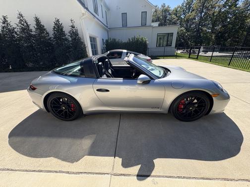 2019 Porsche 911 911 Targa 4 GTS