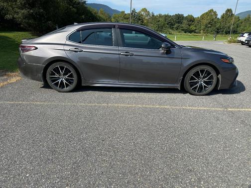 Gray 2022 Toyota Camry Hybrid SE