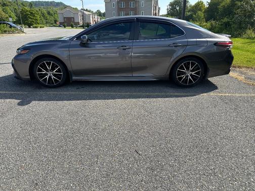Gray 2022 Toyota Camry Hybrid SE