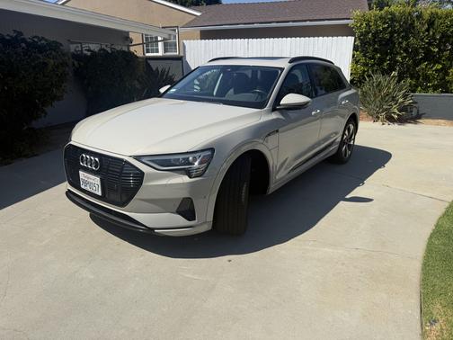Beige 2022 Audi e-tron Premium