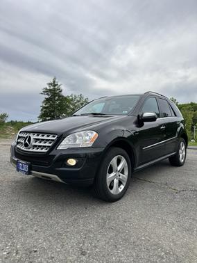 Black 2010 Mercedes-Benz M-Class ML 350 BlueTEC