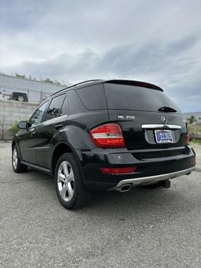 Black 2010 Mercedes-Benz M-Class ML 350 BlueTEC