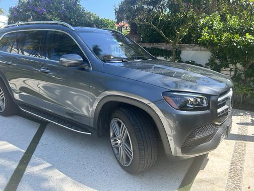 Gray 2022 Mercedes-Benz GLS 450 4MATIC