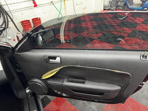Black 2009 Ford Mustang Base