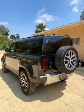 2024 Land Rover Defender 110 P400 S