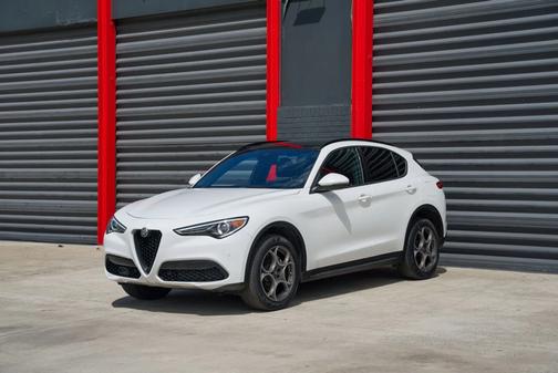 White 2023 Alfa Romeo Stelvio Sprint