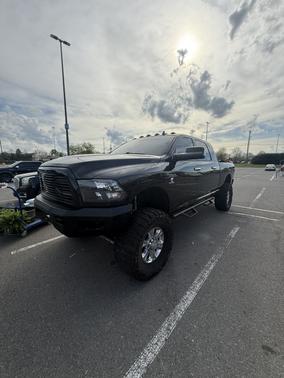 Black 2018 RAM 3500 SLT