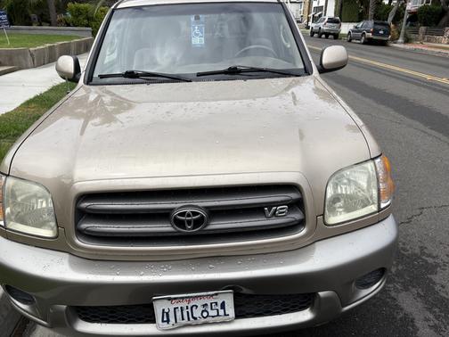 2001 Toyota Sequoia SR5