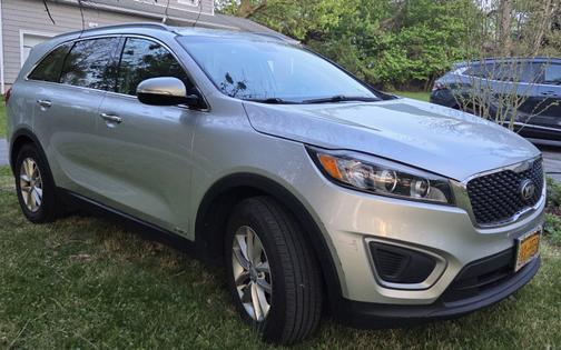 2016 Kia Sorento LX
