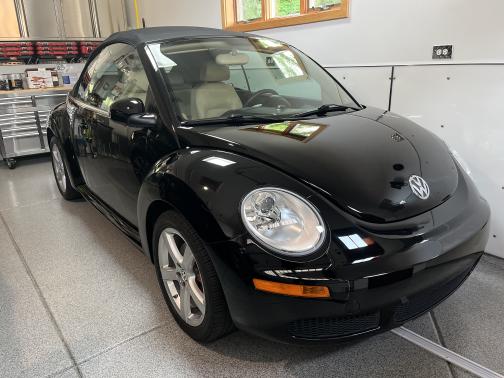 2008 Volkswagen New Beetle S