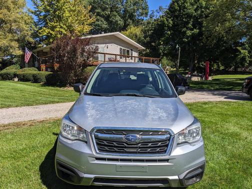 Silver 2017 Subaru Forester 2.5i