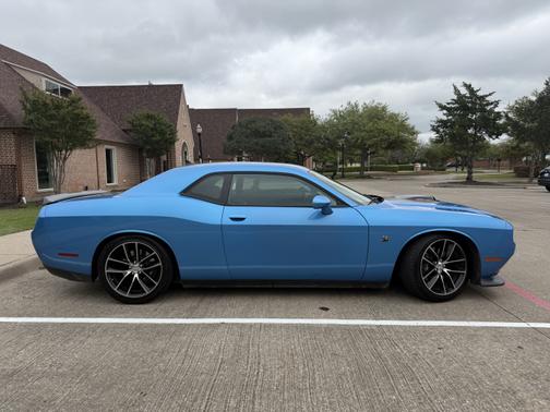 2016 Dodge Challenger R/T Scat Pack