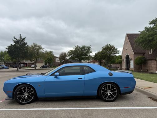2016 Dodge Challenger R/T Scat Pack