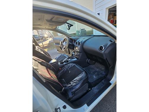 White 2012 Nissan Rogue SV w/SL Pkg