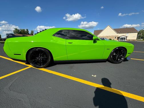 Green 2017 Dodge Challenger R/T