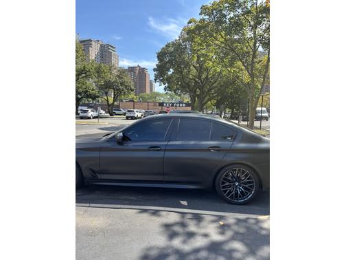 2018 BMW 540 i