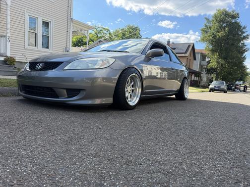 Gray 2005 Honda Civic EX