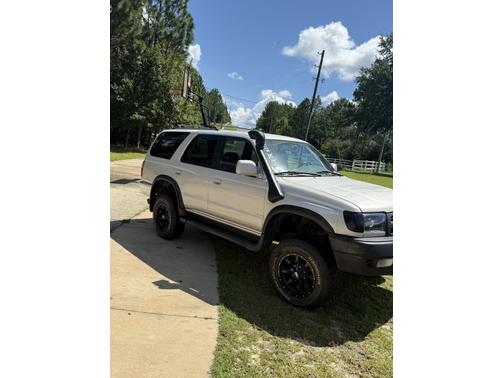 2000 Toyota 4Runner SR5
