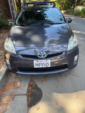 Gray 2011 Toyota Prius II