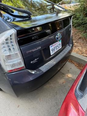 Gray 2011 Toyota Prius II