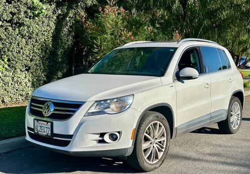 2010 Volkswagen Tiguan S