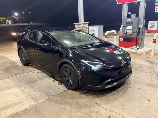 Black 2023 Toyota Prius LE