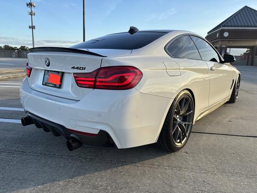 2019 BMW 440 i