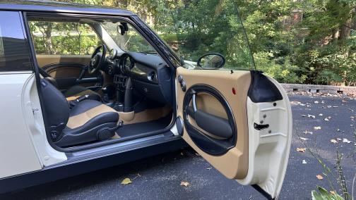 2006 MINI Cooper Base