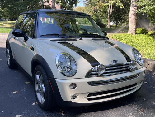 2006 MINI Cooper Base