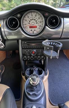 2006 MINI Cooper Base