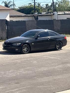 Black 2011 BMW 335 i