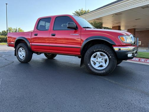 Red 2004 Toyota Tacoma Double Cab